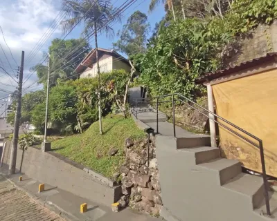 Casa 3 dormitórios em Blumenau no bairro Centro