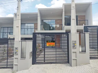 Sobrado 3 dormitórios em Blumenau no bairro Velha