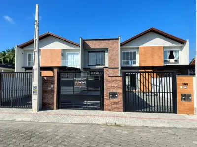 Sobrado 2 dormitórios em Blumenau no bairro Itoupava Central