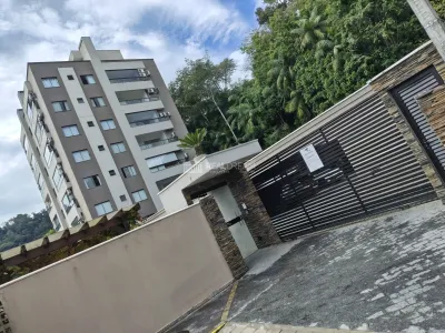 Apartamento 2 dormitórios em Blumenau no bairro Salto Weissbach