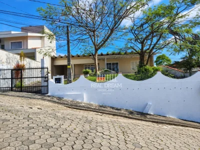 Casa 3 dormitórios em Blumenau no bairro Fortaleza