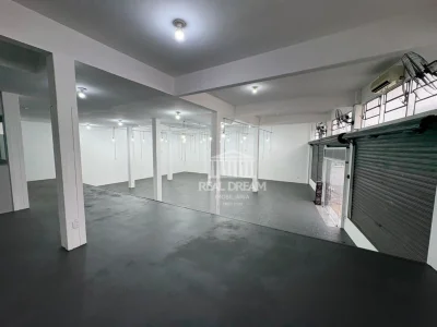Prédio Comercial em Blumenau no bairro Velha