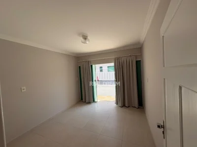 Apartamento 2 dormitórios em Blumenau no bairro Velha