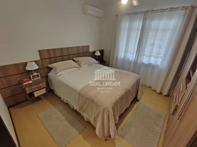 Casa 2 dormitórios em Blumenau no bairro Velha Central
