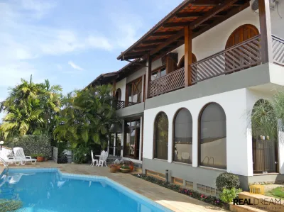 Casa 4 dormitórios em Blumenau no bairro Vila Nova