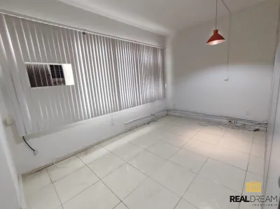 Sala Comercial em Blumenau no bairro Centro