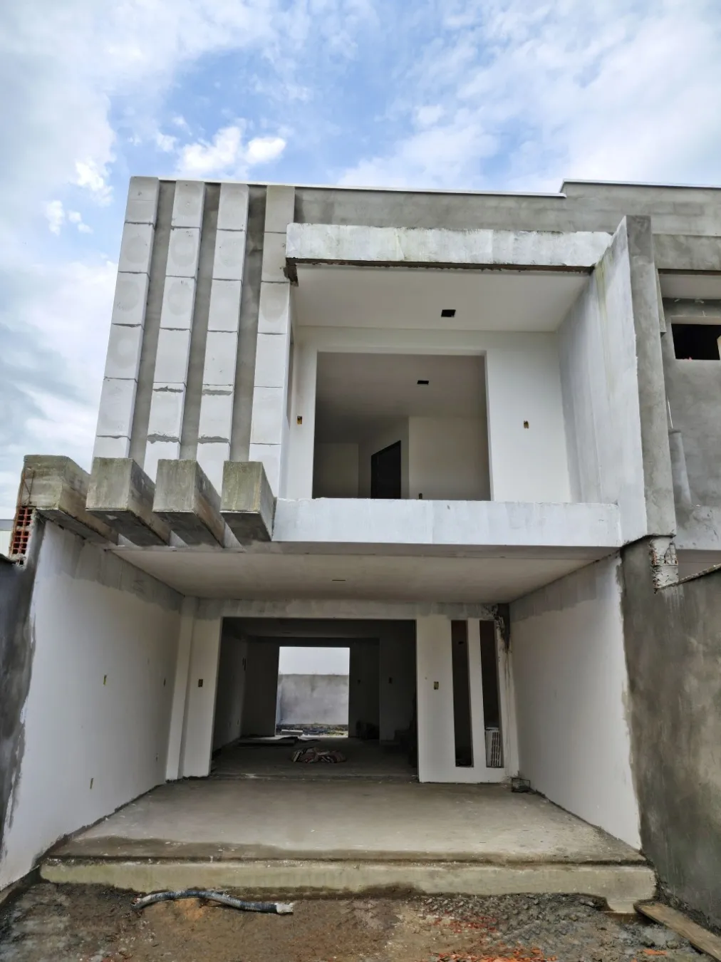 Sobrado 3 dormitórios em Blumenau no bairro Velha Central