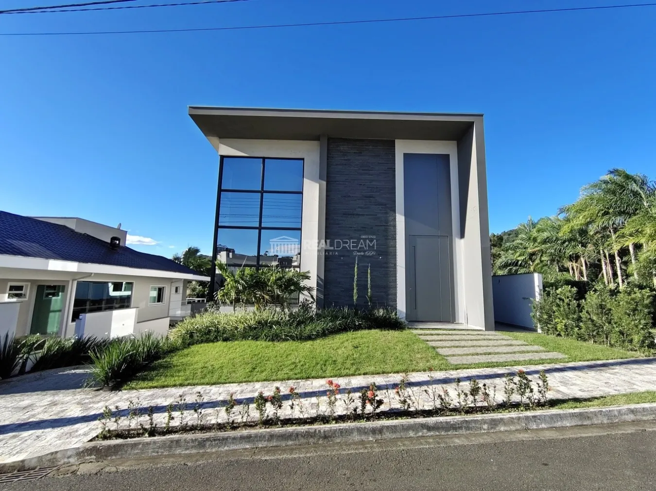 Casa 3 dormitórios em Blumenau no bairro Itoupava Central
