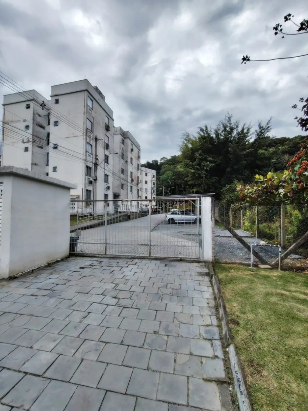 Apartamento 2 dormitórios em Blumenau no bairro Tribess