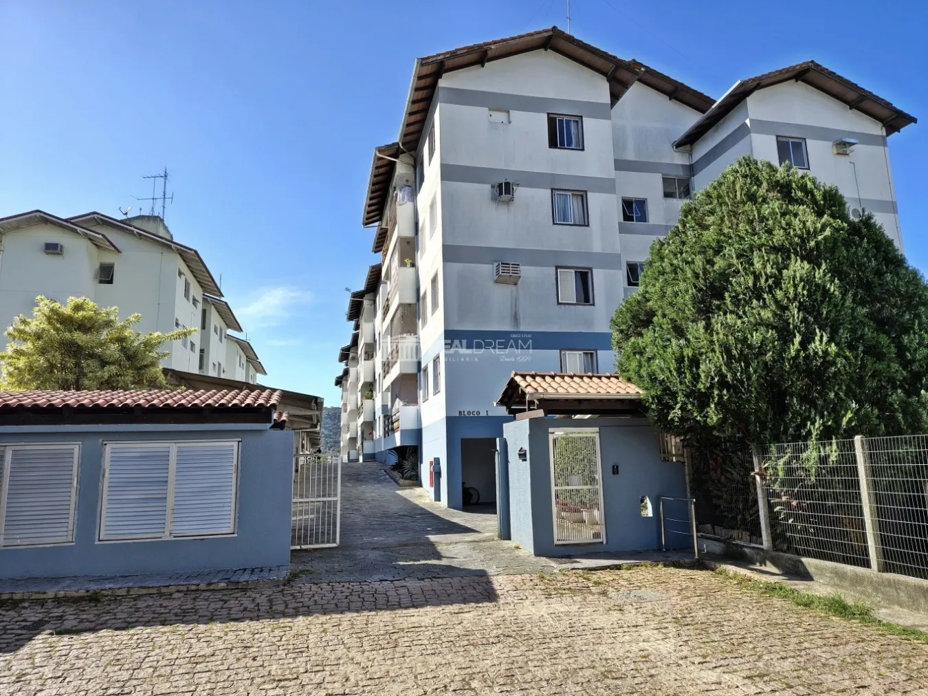 Apartamento 3 dormitórios em Blumenau no bairro Água Verde