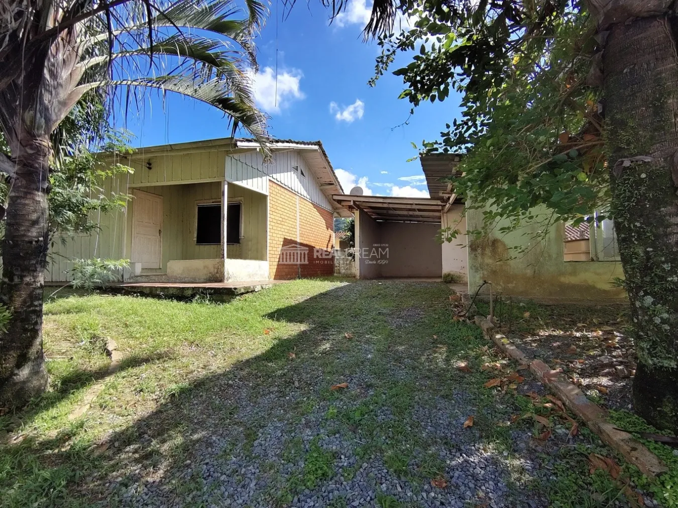 Casa 4 dormitórios em Blumenau no bairro Água Verde