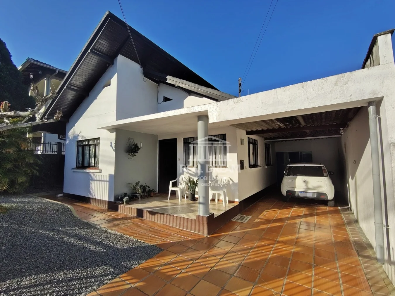Casa 2 dormitórios em Blumenau no bairro Água Verde