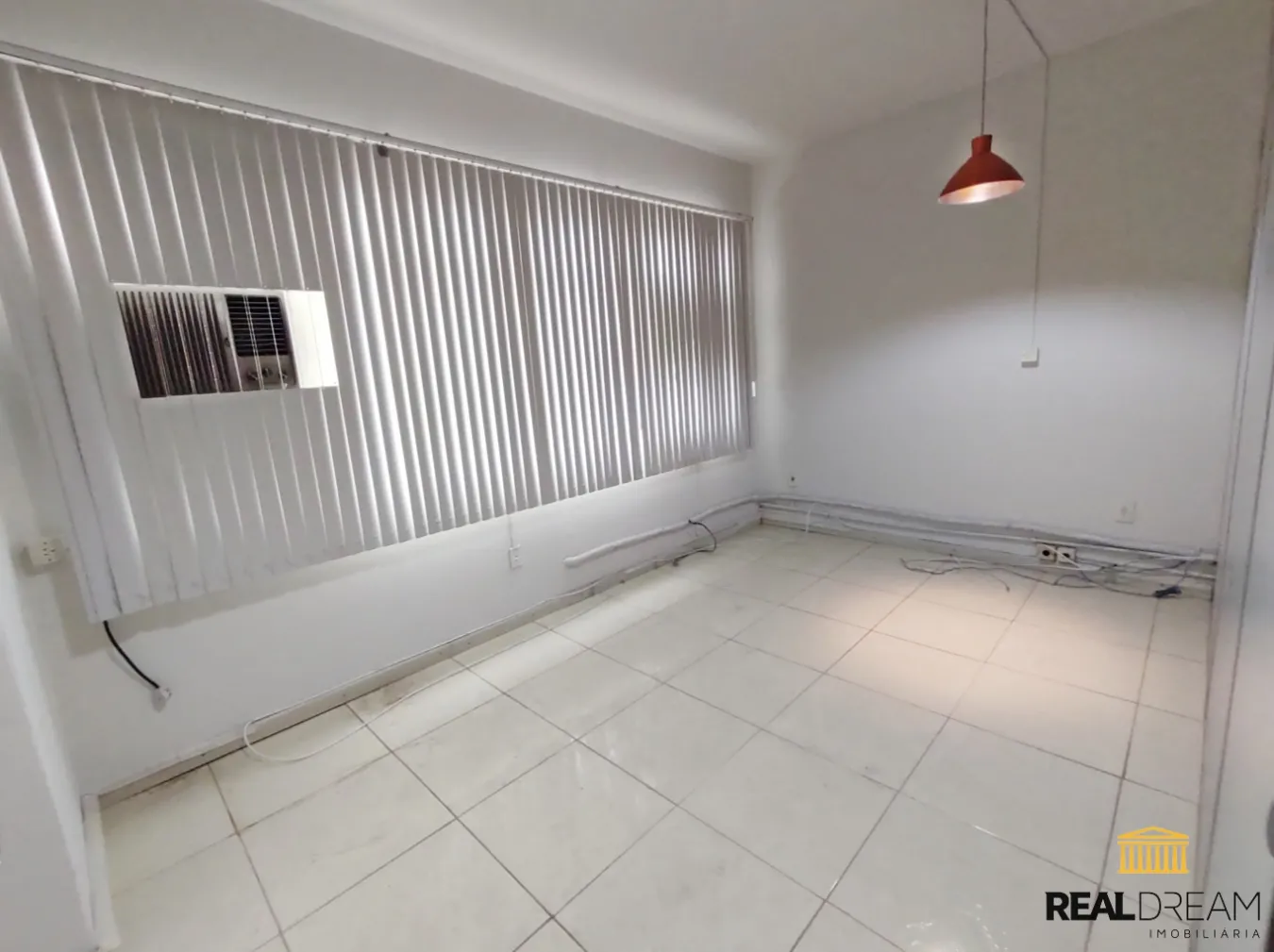 Sala Comercial em Blumenau no bairro Centro