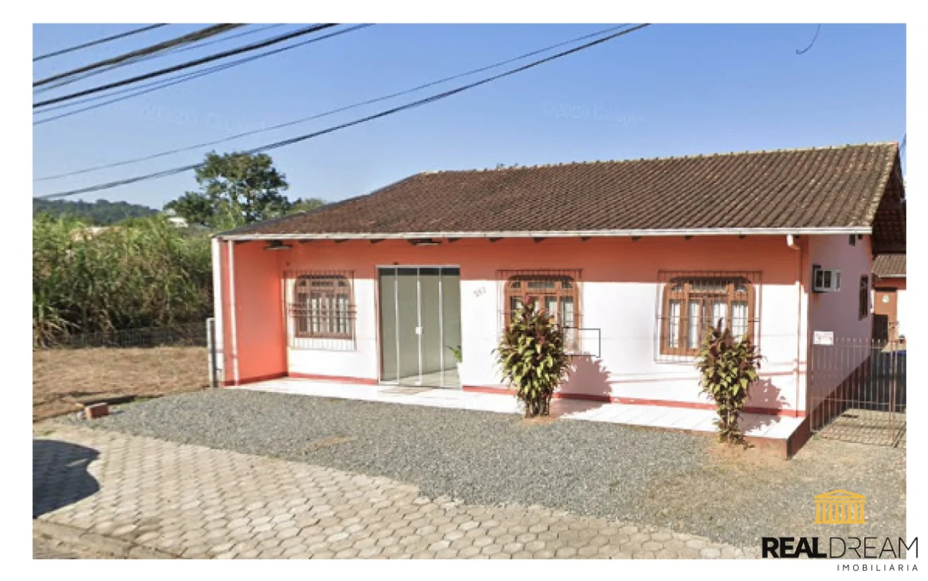 Casa 1 dormitório em Blumenau no bairro Água Verde