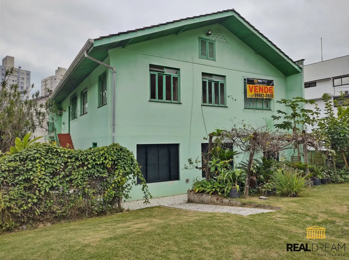 Casa 5 dormitórios em Blumenau no bairro Victor Konder
