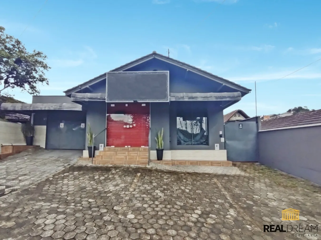 Casa 2 dormitórios em Blumenau no bairro Água Verde